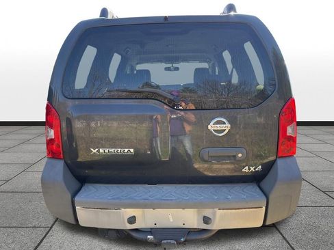 Used 2010 Nissan Xterra Off-Road image 15