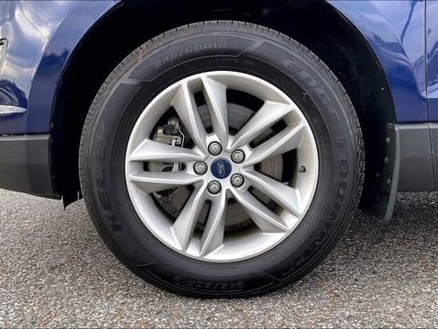 Used 2016 Ford Edge SEL w/ Equipment Group 201A AWD/4WD image 4
