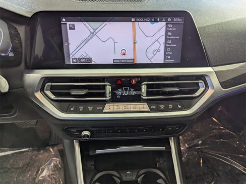 Used 2019 BMW 330i xDrive Sedan w/ Driving Assistance Package image 24