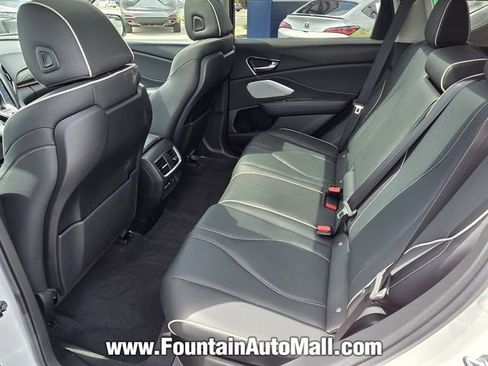 Certified 2024 Acura RDX SH-AWD w/ Advance Package image 9