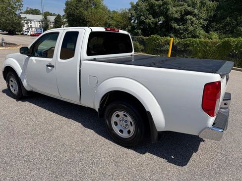 Used 2019 Nissan Frontier S RWD image 6