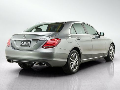 Used 2016 Mercedes-Benz C 300 4MATIC Sedan image 5