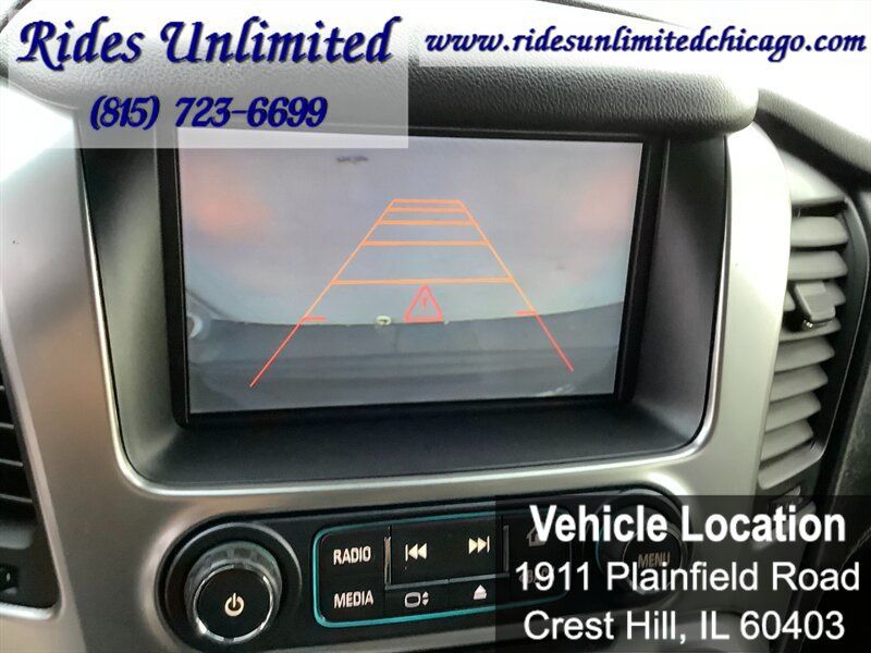Used 2015 Chevrolet Suburban LT w/ Luxury Package AWD/4WD image 10