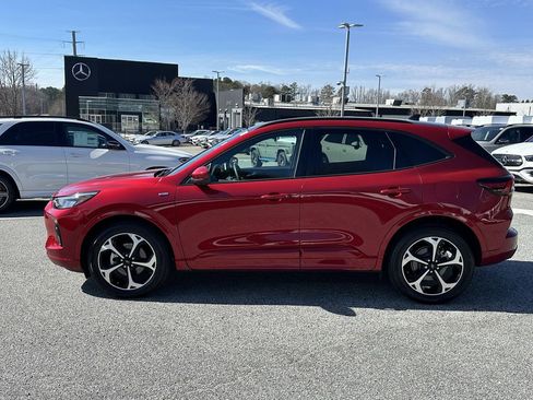 Used 2023 Ford Escape ST-Line Select w/ Tech Pack #2 image 4