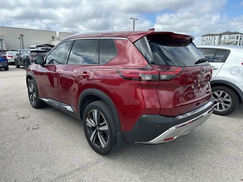 Used 2023 Nissan Rogue Platinum image 6