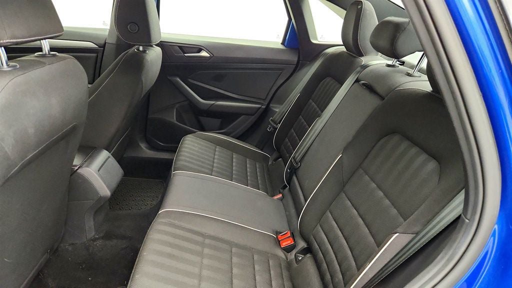 Used 2022 Volkswagen Jetta Sport FWD image 18