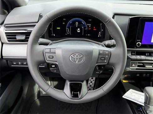 New 2026 Toyota Camry SE image 12