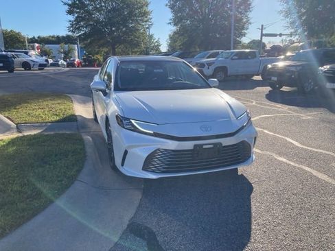 New 2026 Toyota Camry XLE FWD image 9