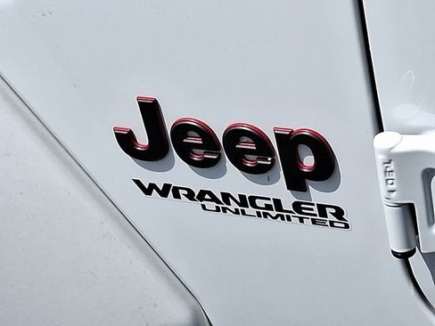 Used 2019 Jeep Wrangler Unlimited Rubicon w/ LED Lighting Group AWD/4WD image 30