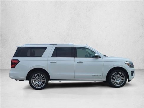 Certified 2023 Ford Expedition Max Platinum RWD image 4