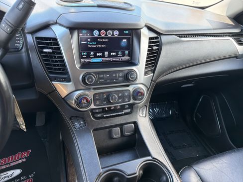 Used 2019 Chevrolet Tahoe LT AWD/4WD image 23