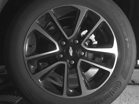 Used 2025 Chevrolet TrailBlazer LT FWD image 14