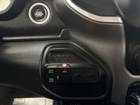 Used 2019 RAM 2500 Big Horn image 28