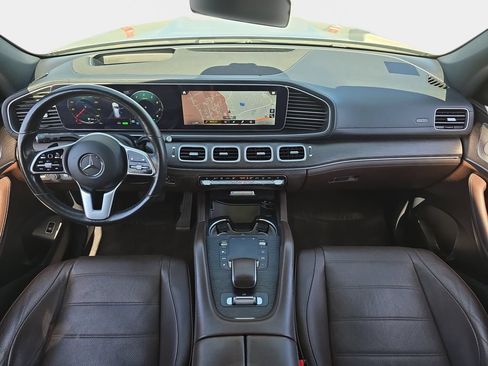 Used 2022 Mercedes-Benz GLS 450 4MATIC image 10