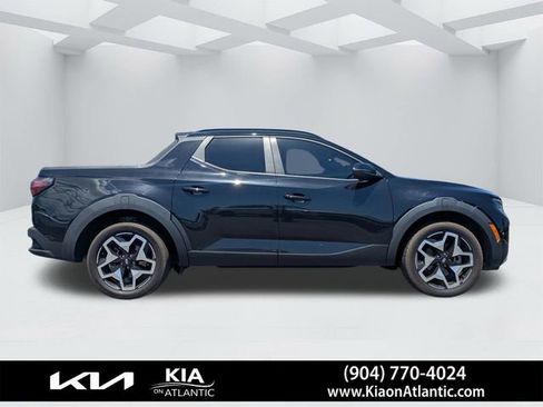 Used 2023 Hyundai Santa Cruz Limited image 2