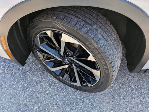 Used 2022 Mitsubishi Outlander ES AWD/4WD image 12