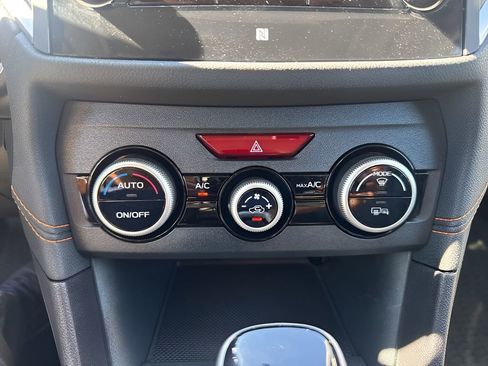 Used 2022 Subaru Crosstrek 2.5i Limited w/ Moonroof Package 2 image 19