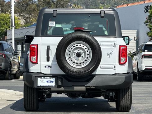 New 2026 Ford Bronco 2-Door AWD/4WD image 4