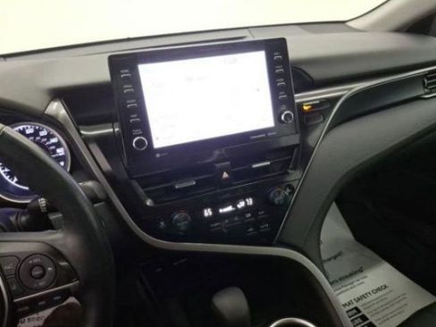 Certified 2022 Toyota Camry LE w/ Cold Weather Package FWD image 9