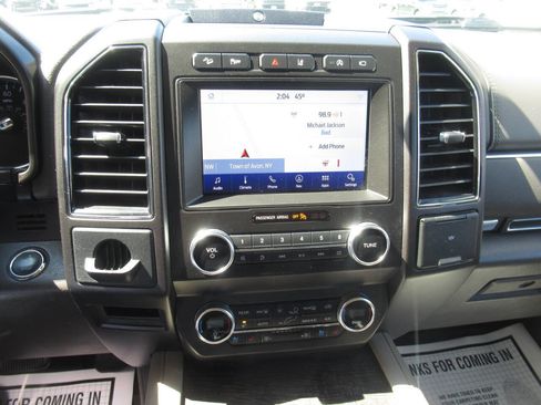 Used 2020 Ford Expedition Limited w/ Equipment Group 302A image 25