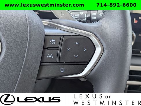 Used 2025 Lexus RX 350 w/ Convenience Package image 24