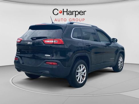 Used 2015 Jeep Cherokee Latitude AWD/4WD image 3