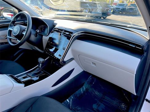 Used 2024 Hyundai Tucson SEL image 23