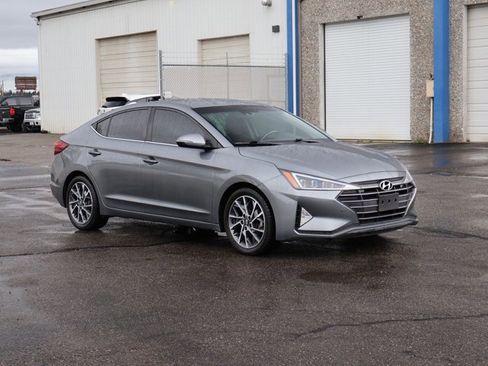 Used 2019 Hyundai Elantra Limited w/ Cargo Package image 3