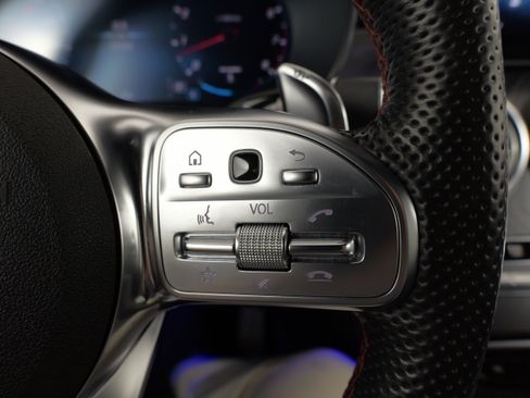 Used 2022 Mercedes-Benz GLC 43 AMG 4MATIC image 38