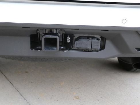 Used 2025 Ford Expedition Active AWD/4WD image 16