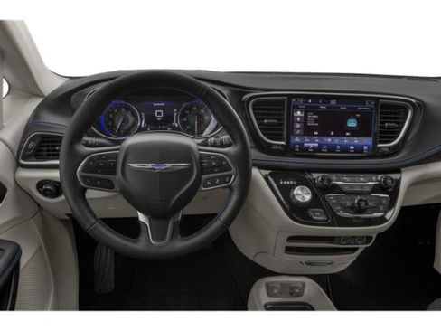 Certified 2021 Chrysler Pacifica Touring-L FWD image 7
