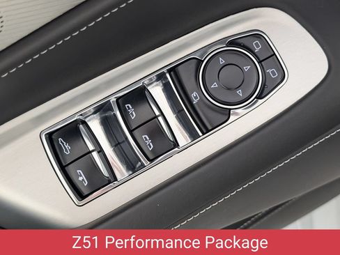 Used 2022 Chevrolet Corvette Stingray Premium Conv w/ Z51 Performance Package RWD image 12