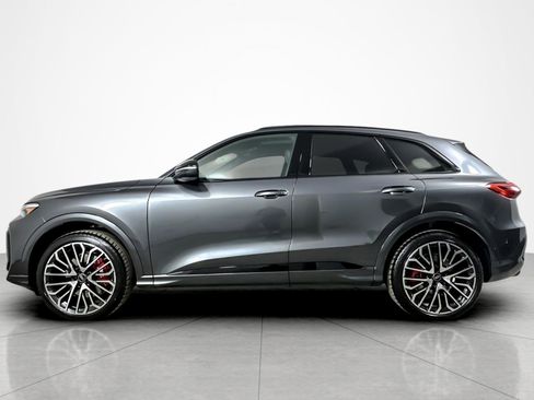 New 2025 Audi SQ5 Premium Plus image 3