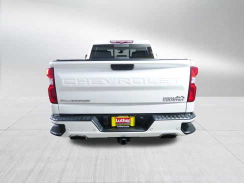 Used 2021 Chevrolet Silverado 1500 High Country w/ Technology Package image 6