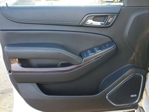 Used 2018 GMC Yukon SLE image 20