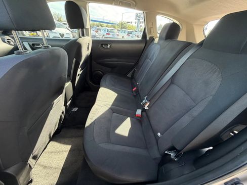 Used 2014 Nissan Rogue S w/ Convenience Package FWD image 17