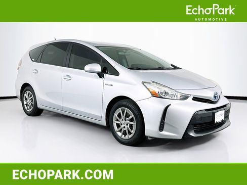 Used 2016 Toyota Prius V Two image 1
