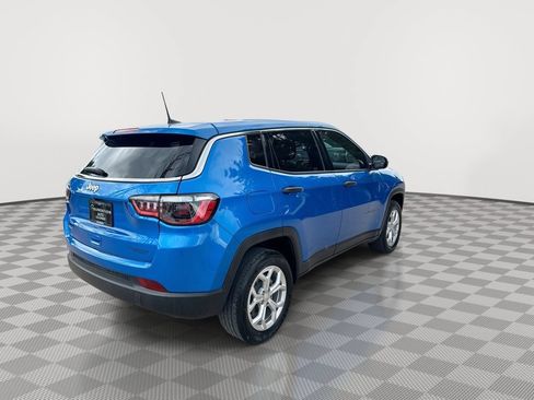 Used 2024 Jeep Compass Sport AWD/4WD image 11