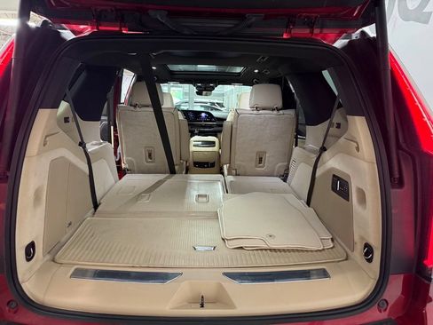 Used 2023 Cadillac Escalade Premium Luxury w/ LPO, Floor Liner Package AWD/4WD image 17