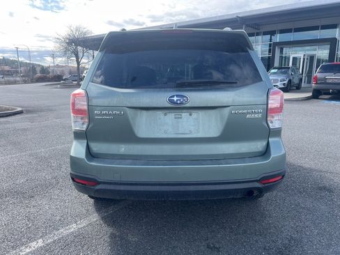 Used 2017 Subaru Forester 2.5i Premium w/ All-Weather Package image 8
