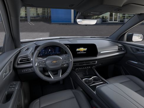 New 2027 Chevrolet Traverse LT w/ Driver Confidence Package FWD image 15