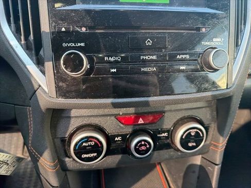 Used 2023 Subaru Crosstrek 2.0i Premium w/ Popular Package #3 image 16