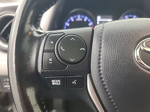Used 2018 Toyota RAV4 XLE w/ Plus Extra Value Package FWD image 28