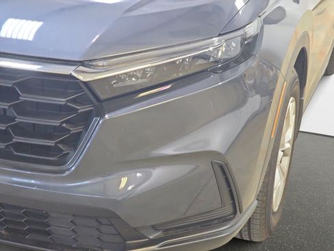 Used 2025 Honda CR-V LX image 28