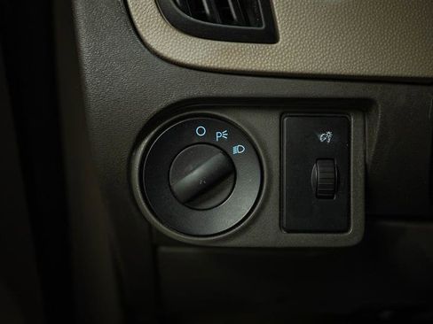 Used 2011 Ford Focus SE image 24