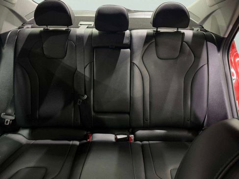 Used 2022 Hyundai Elantra Limited image 27