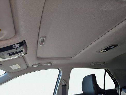 New 2025 Kia Niro SX image 17