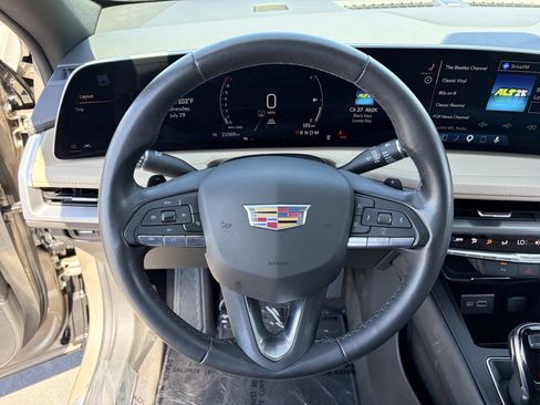 Certified 2024 Cadillac XT4 Luxury FWD image 24