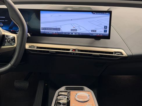 Certified 2024 BMW iX M60 image 28