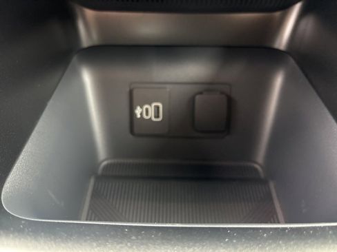 New 2026 Ford Explorer ST-Line w/ ST-Line Street Pack image 24